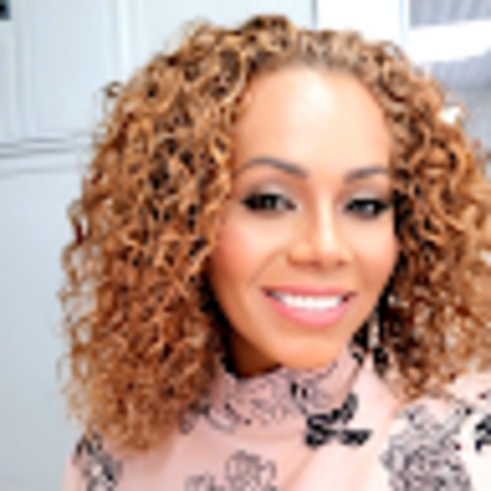 Meet your Posher, Candace